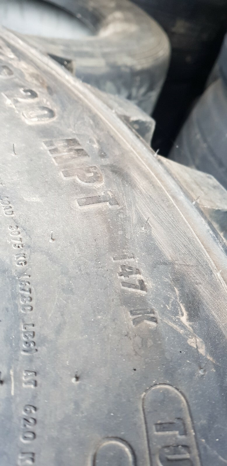 GEBRAUCHTREIFEN 335/80R20 * 12.5R20 MPT Hochwertige Gebrauchtreifen