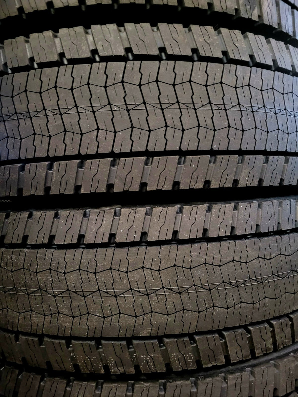 315/80R22,5 BANDAG H-Drive 002 3PMSF 154/150 L FERNVERKEHR runderneuert