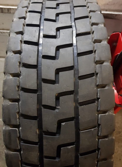 NEUE-RILLE ® GEBRAUCHTREIFEN 315/80R22,5 für Straße