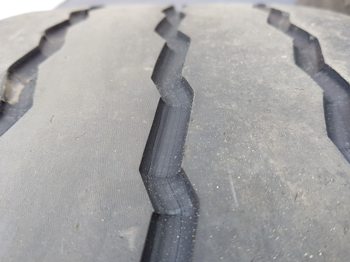 NEUE-RILLE ® GEBRAUCHTREIFEN 245/70R17,5 für Anhänger