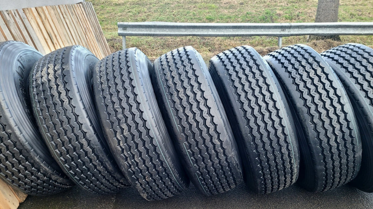 NEURUNDERNEUERT 365/80R20 152K für Landwirtschaft ab 3550kg bis 4792kg Tragkraft