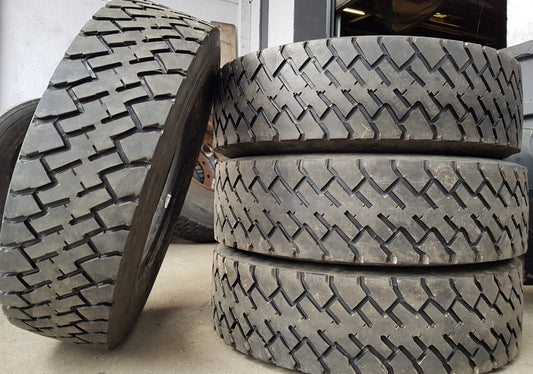 NEUE-RILLE ® GEBRAUCHTREIFEN 235/75R17,5 für Leicht-Lkw