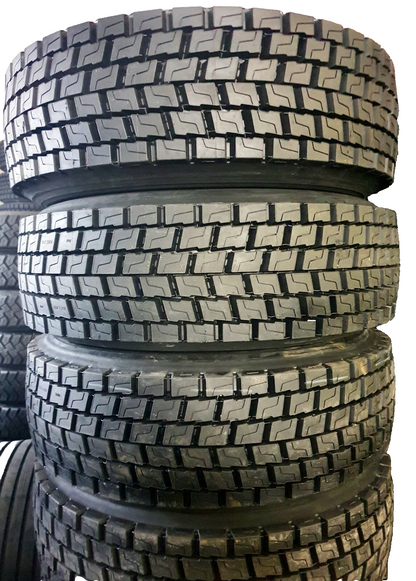 NEURUNDERNEUERT 50% förderfähige 245/70R17,5 3PMSF & M+S 136/134 M