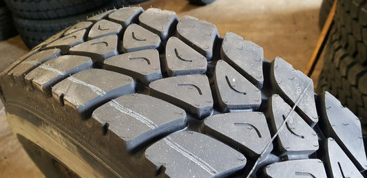 NEURUNDERNEUERT 50% förderfähige 315/80R22,5 PHENIX PH3-Power 3PMSF 154/150 K