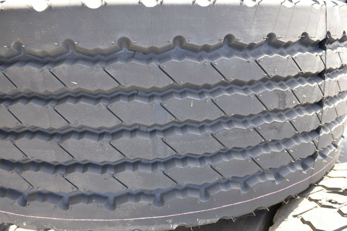 NEURUNDERNEUERT 100% förderfähige 385/65R22,5 PHENIX PH-Long-Distance 3PMSF 158L