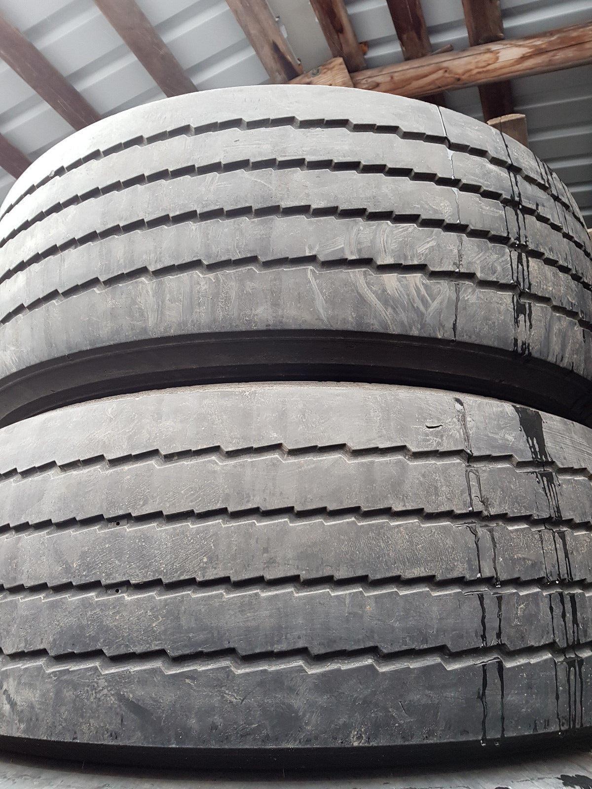 NEUE-RILLE ® GEBRAUCHTREIFEN 445/65R22,5 für Anhänger