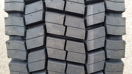 NEURUNDERNEUERT 50% förderfähige 315/70R22,5 PHENIX PH-P729 M+S & 3PMSF 154/150L