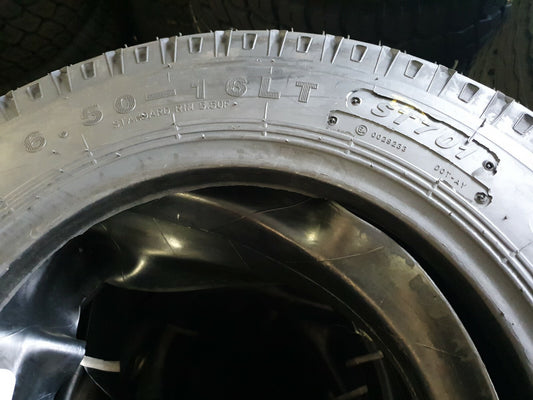 NEUREIFEN 6.50-16 Reifen mit Schlauch und Wulstb Shikari ST701 12PR oder 6.50R16