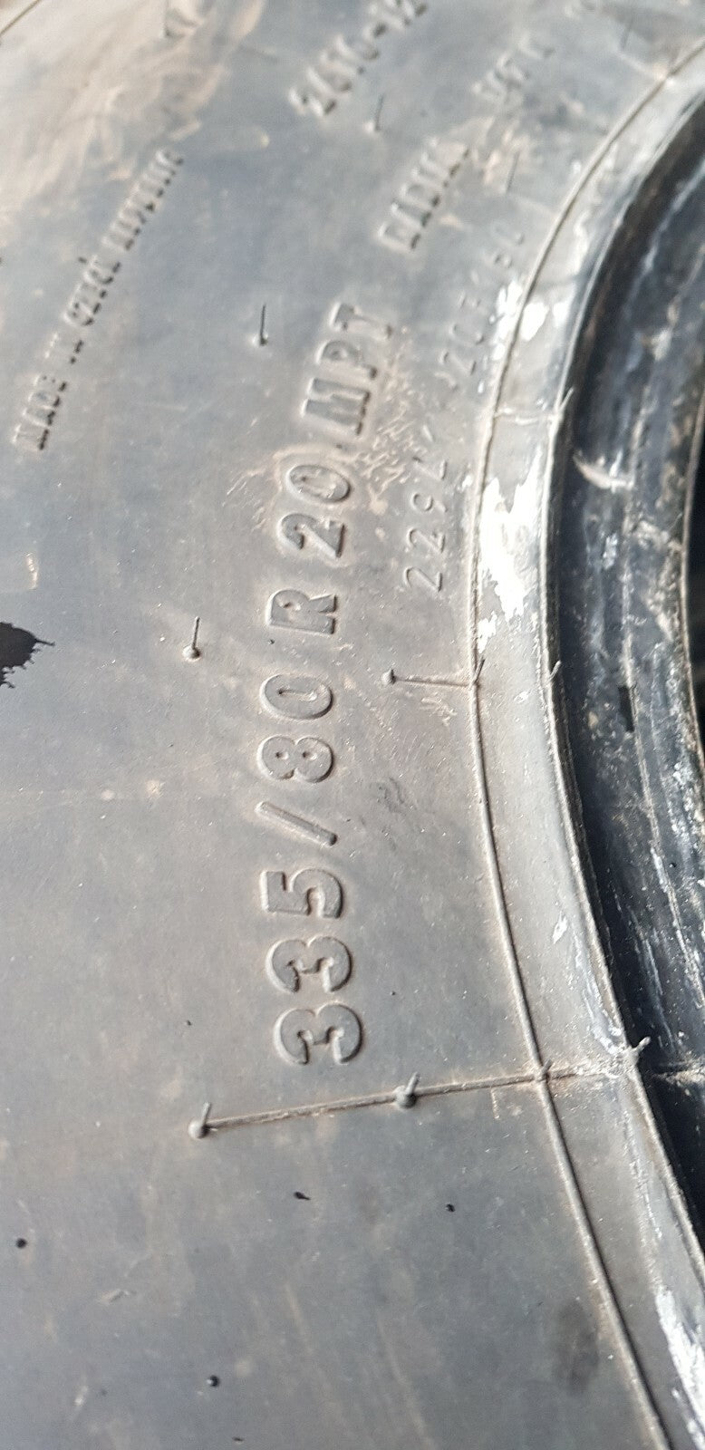 GEBRAUCHTREIFEN 335/80R20 * 12.5R20 MPT Hochwertige Gebrauchtreifen