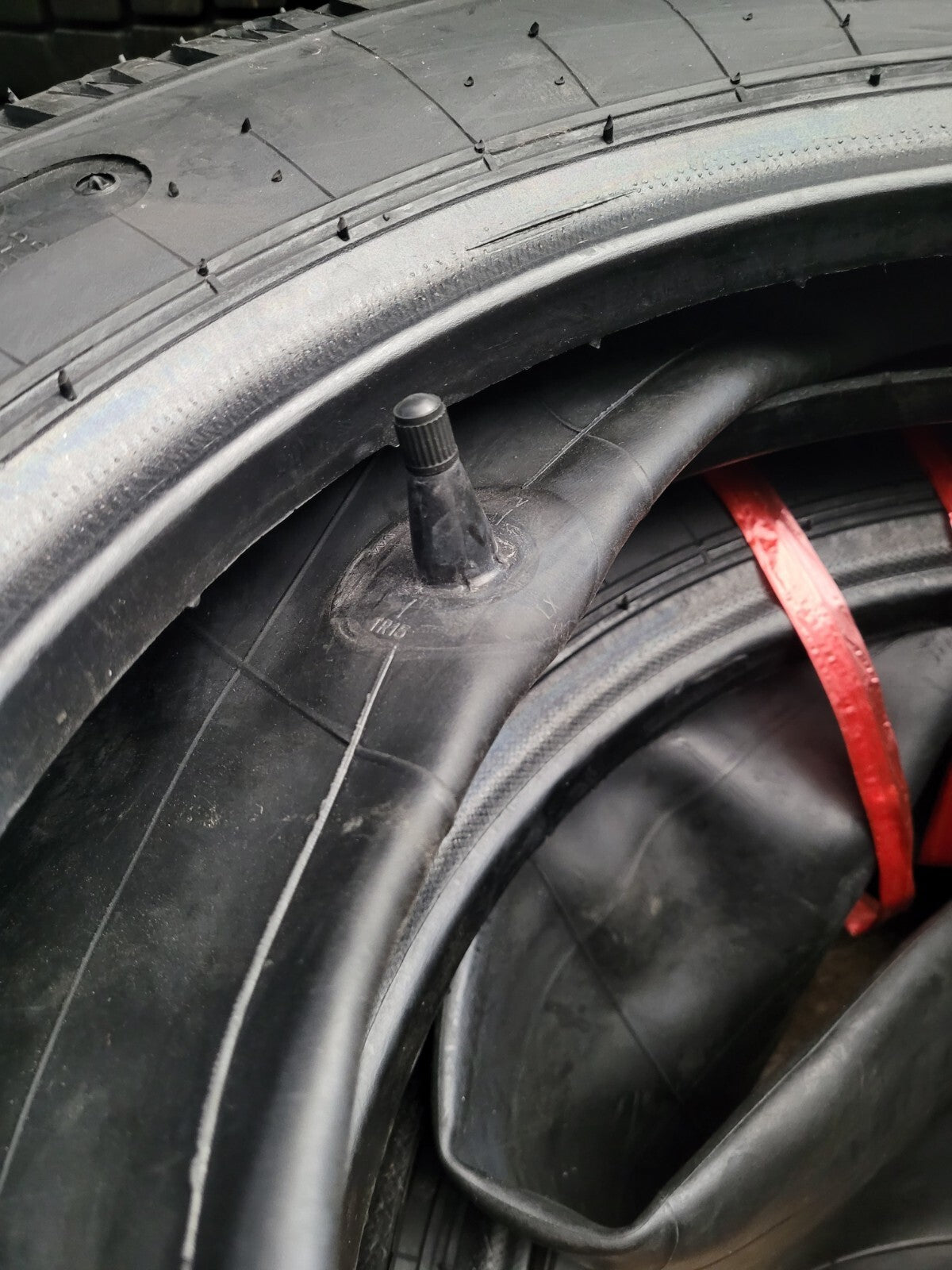 NEUREIFEN 6.00-16 Reifen mit Schlauch Shikari ST701 10PR oder 6.00R16