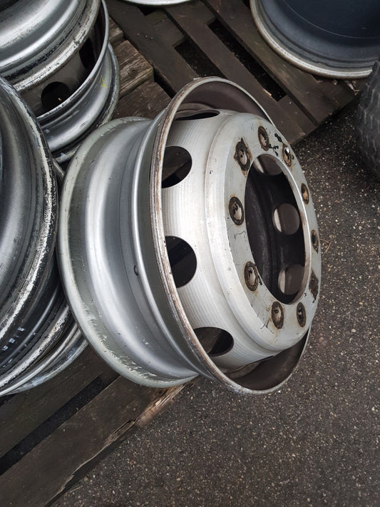 GEBRAUCHTFELGE 22.5x7.50 / 7.50x22,5 für Lkw