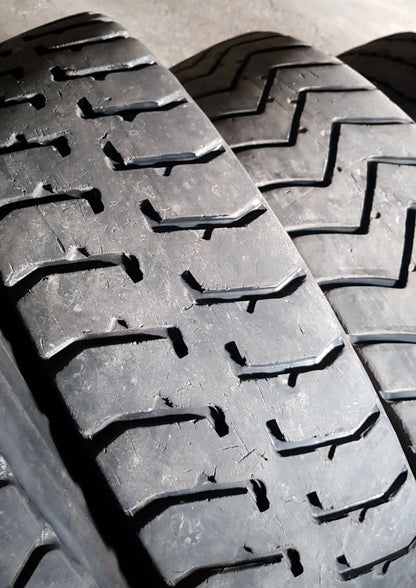 NEUE-RILLE ® GEBRAUCHTREIFEN 13R22,5 für Lkw