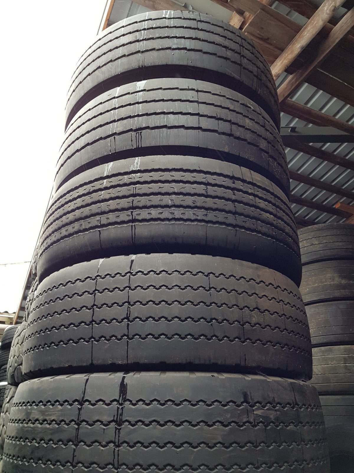 NEUE-RILLE ® GEBRAUCHTREIFEN 445/65R22,5 für Anhänger
