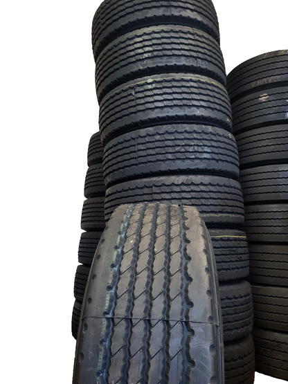 NEURUNDERNEUERT 100% förderfähige 385/65R22,5 PHENIX PH-Long-Distance 3PMSF 158L